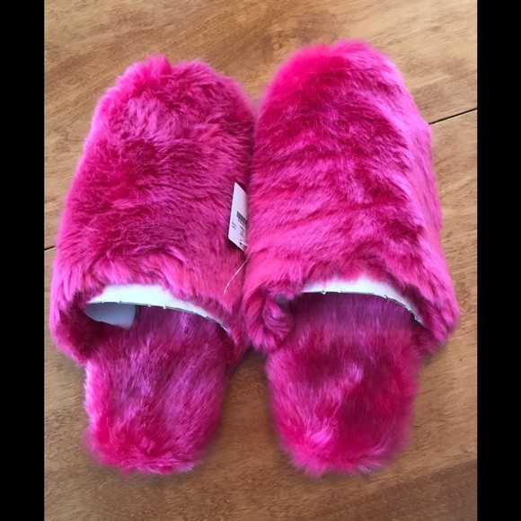 J. Crew Shoes - NWT J Crew fuzzy slippers. Neon fuchsia.